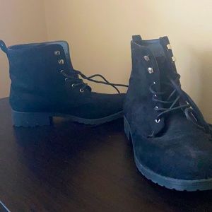 Black boots